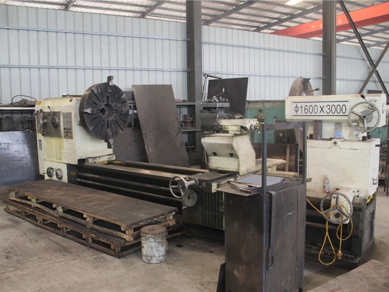 1600 3000車床--機加設(shè)備