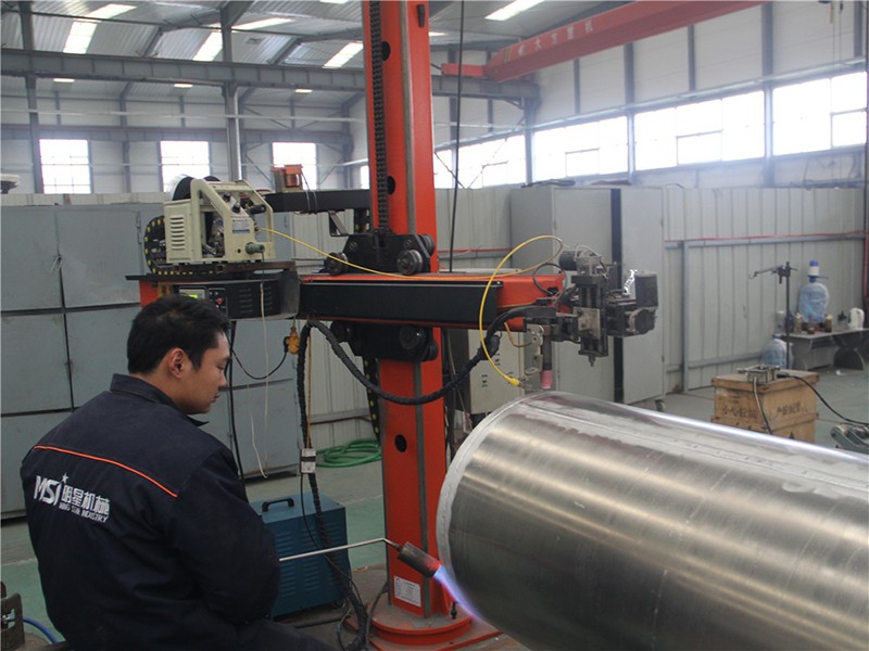 MIG自動焊--焊接設(shè)備